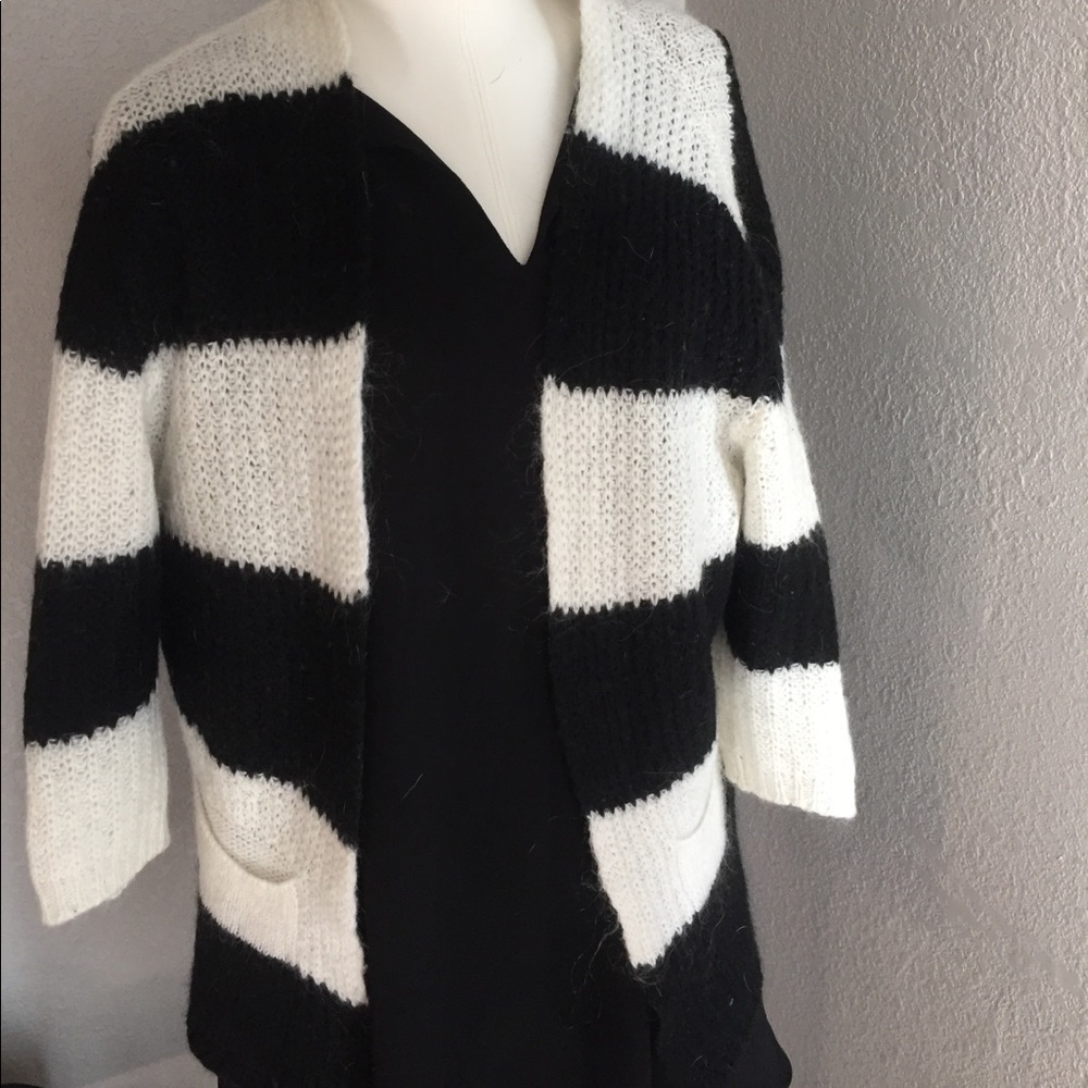 Zara black and white open cardigan